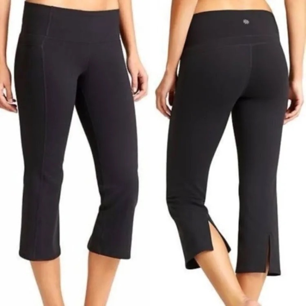 Athleta Women's Black Stretch Capri Pants Activewear Casual Size Small, B02